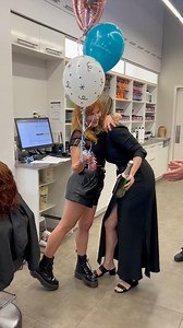 13K views · 64 reactions | Vanessa est maintenant niveau 4! C'est une artiste aux multiples talents! Elle peut vous faire le plus beau des blonds et une coloration complètement hors du commun! Et elle est notre seule spécialiste en extensions au salon de Lévis! Sa versatilité font d'elle une artiste complète! On t'aime Vanessa! ❤️ | Parikart | Facebook