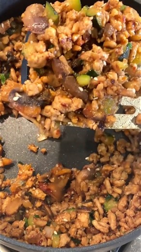 ASIAN WRAPS! #foodie #Recipe #chef #deliciousfood #tasty #foodlover #foodblogger #cookingrecipe #cooking #cookies #homemade #yum #yummyfood #reelsfb #fyp #fypシ | Lowcarb Love