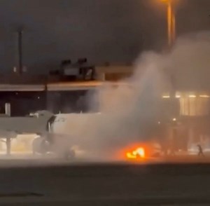 Brazil, an Airbus A320 operated by LATAM caught fire tonight at the gate. The aircraft was preparing for departure when the cabin suddenly filled with smoke, and passengers saw flames under the wing through the windows. An emergency evacuation of all 180 people began immediately. Passengers slid down the inflatable ramps and ran across the tarmac. Initially, it looks like the baggage loader caught fire and the fire spread. Airbus A320 - MSN 3313 PR-MHR Serial number 3313 Type 320-214 First fligh