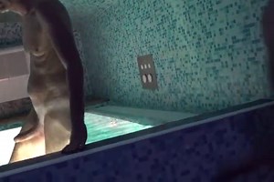 Uma fantasia de hidromassagem para homem velho