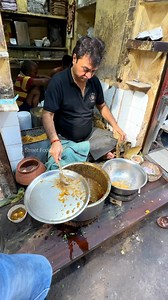 11K views · 31 reactions | Chhangani Club Kochuri At Kolkata Boro Bazar | Street Food Lover | Facebook