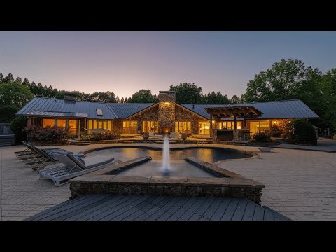 🏡 Inside a Stunning Ranch-Style Luxury Retreat on Lake Lanier | Pool, Dock, Sport Court & More!
