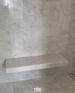 Unleash the luxury of a spa-like shower experience with the Brack Kit Luxe. This kit offers structural support for floating shower benches, enhancing both functionality and style. Its modular application and high-rated capacity make it the ideal choice for a seamless and sturdy installation. | Fittes