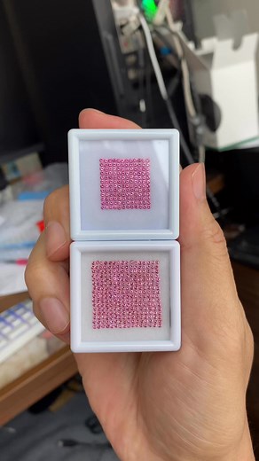 1.5 mm. Vivid Pink Diamond Cut Spinel, Eye Clean to Loupe Clean #burma #spinel #gems #natural | Chatchon Vachirahat