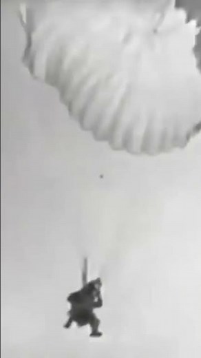 Paratroopers of 1940’s 🎥Drums of the Desert