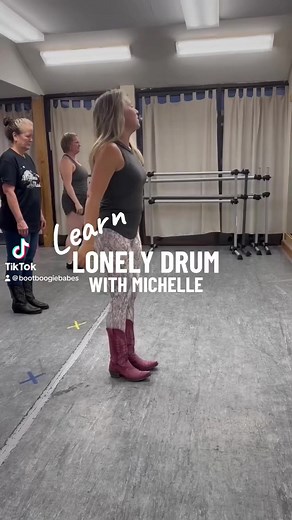 #LearnToLineDance #LonelyDrum #LineDance #BootBoogieBabes #BootCamp #DeAnnaLeeDance #B3BootCamps #EmpoweringWomen #ComeDanceWithUs #KickYourBootsUp #ViralReels | Boot Boogie Babes