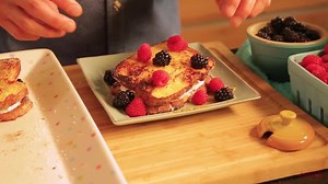 TOSTADA FRANCESA AL ESTILO LYNCOTT En todos tus platillos Lyncott hace la diferencia. | Lyncott