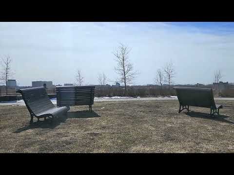 Outdoor Park low noise Shortwave listening XHDATA D-109 Icom IC-R30 and DeepSDR 101 telescopic