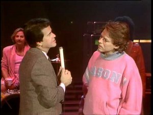 Dick Clark Interviews Robert Palmer - American Bandstand 1985