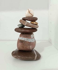 Miniature 8 Stone Cairn - Beach Rock Cairn Sculpture - Stacked Stone Sculpture - Art With Stones - Colorful Desk Sculpture - Wishing Stones - Etsy Canada