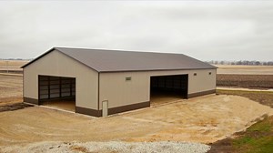 [Hot Item] Steel Structure Building Prefabricated Metal Structure Warehouse Pole Barns