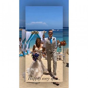#HappilyEverAfter Vivianne & Sean♥️ #GrandRoatanWeddings #Roatan #GrandRoatanResort #DestinationWeddings | Kimpton Grand Roatan Resort & Spa | Facebook