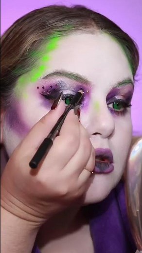 Beetlejuice easy makeup tutorial for Halloween costume