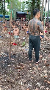 PANGALANGOK JILAH PEMIMPIN BESAR PASUKAN MERAH SETANAH DAYAK.. Kepedulian beliau terhadap dayak tidak perlu di ragukan lagi. Spiritual beliau dan kekuatan alam kalimantan tidak perlu di ragukan lagi… | Umoh Remaung