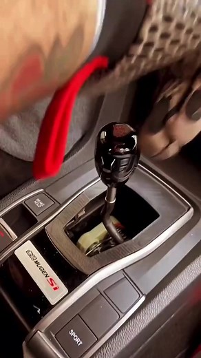 Getting a new shifter is so satisfying | BLOX RACING