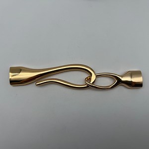 [Hot Item] Forged Titanium Artisan Buckle – Handcrafted Luxury