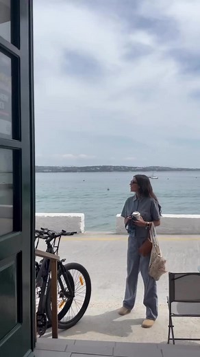 Living on Island Time with @evangelia_tsiorlida Bring on summer. Style it with Dickies. Shop our new collections today - https://www.dickieslife.com/uk_en/ | Dickies Europe