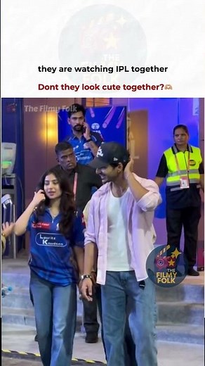 Sara arjun & Ishan are dating? #saraarjun #ishaankhattar #dhurandhar aliabhatt #bollywood #shorts