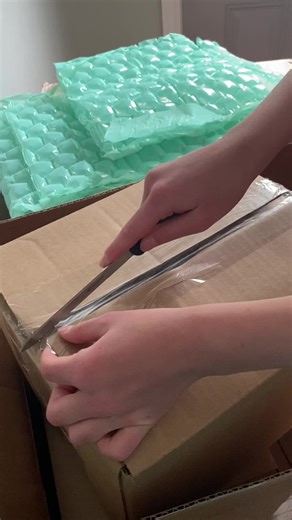 #productreveal #promoproducts #printingbusiness #powerhouseprint #fyp #unboxing #foryoupage #product #advertising #chapstick