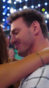 617K views · 10K reactions | O reencontro #Guskey no palco do programa foi TUDO! 殺 #BBB23 #RedeBBB | gshow | Facebook