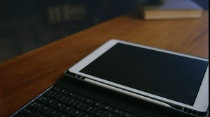 SaharaCase Protection Bluetooth Keyboard Case with TrackPad for Samsung Galaxy Tab S8 Plus (2022) and S7 FE (2021) [Shockproof Bumper] Heavy Duty Rugged Protection Integrated Kickstand - Black