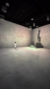 Chasing Stars in Shadow is now on view at G.MAP in Korea until July 30. #trippy #illusion #augmentedrealityart #interactiveart #installationart #newmediaart #mediaart #augmentedreality #mixedreality #digitalart #motiongraphics #surrealism #surrealart #artexhibiton #shadowart #joonmoon #exhibition | icanbecreative