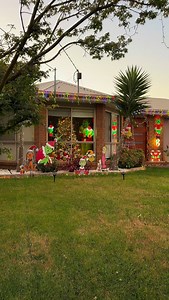 177 reactions · 26 comments | Found the naughty Grinch trapped within a suburban home in Boronia whilst out looking at Xmas lights. #grinch #grinchmas #grinchchristmas #littledance #christmas2025 | Little Dance | Facebook