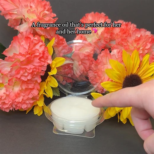 Save big on candle-making supplies with bulk options. The Flaming Candle offers everything you need to craft exceptional candles. | The Flaming Candle Company