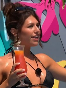 The challenge is called It's Not That Deep. The drama says otherwise 🍿🫨 #LoveIsland is streaming now on TVNZ #StreamOn