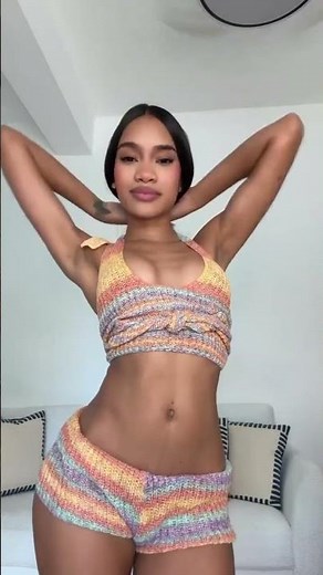 Hot big booty girl twerking🍑💦 8
