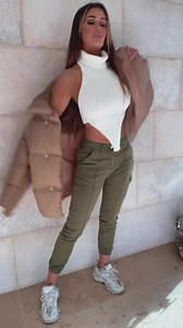 Get ready with me 🖤 @brogan_wilkin 📸 looking absolutely 🔥 cargos: ONLY £22 😍😍😍😍 & cute top from ONLY £12 match #lasula #cargotrousers #cargojeans #fashion #fashionreels | LASULA