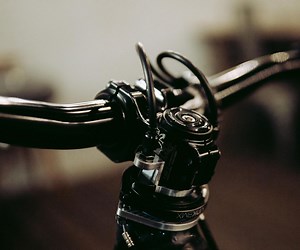 Financial Ruin 101: Installing a Slopestyle MTB Gyro