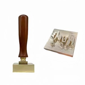[Hot Item] Custom Logo Size Decoration Vintage Sealing Wax Bar Wooden Handle Ice Stamper with Solid Brass Head Ice Cube Stamps