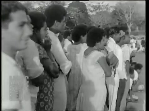 Eda raica toka qo e vica nai yaloyalo katoni ratou se biuta vata sara na Fox Movietone News Collection ena yabaki 1929 ka tabaki yani ena noda vanua. Video was shot in 1929 Credit to Fox Movietone News Collection R Carlos Kawakeicakaunitabua ( Na Noda Vanua O Viti ) | Bula FM Fiji