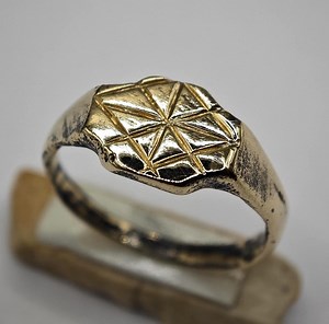 Authentic Medieval Ring / Medieval Artifacts / Size 18.5mm ( US 8.5 ) - Etsy Canada