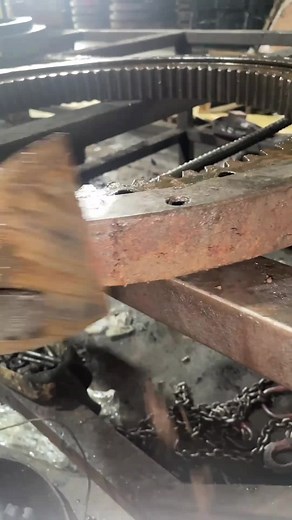 Professional turntable repair We are serious about repairing turntables and can solve all kinds of turntable problems! #excavatorrepair #excavator #usedexcavator #excavatorturntablerepair #cranelife