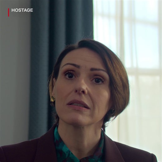 Suranne Jones is the British Prime Minister in HOSTAGE, the new action-packed political thriller coming to Netflix, August 21. | Netflix
