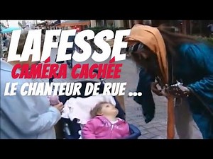 Jean-Yves Lafesse : le chanteur de rue (Caméra Cachée)