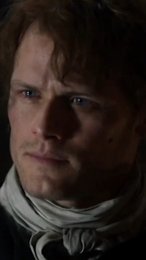 claire and jamie kiss after 20 years apart _ Outlander #Outlander #SamHeughan #CaitrionaBalfe | Outlander Obsessed Club