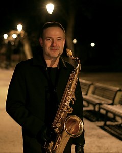 11K reactions · 1K shares | Šiandien nuotaikai pakelti paruošiau Jums naują klasikinį koveriuką STRANGERS IN THE NIGHT❤️ Gero klausymo Dėl užsakymų, renginių ar pasirodymų įvairiomis progomis saksofonu, skambinkite tel. +37067305653, arba rašykite į asmenines žinutes | Saksofonistas Juozas Kuraitis - JK Sax | Facebook