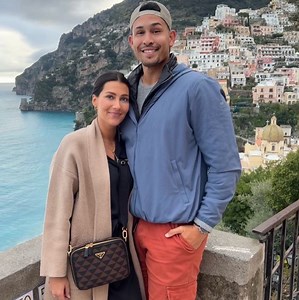 Bachelor Nation’s Becca Kufrin Is Pregnant, Expecting First Baby With Thomas Jacobs