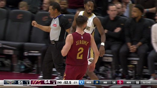 Ty Jerome splashes it from deep