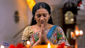 12K views · 51 reactions | Kudumbavilakku Reloaded || Episode 136 || Asianet #Kudumbavilakku #Asianet #AsianetSerials #LegacySerials #AsianetArchives | Asianet | Facebook