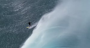 Step Into Liquid - Vale a pena ver de novo