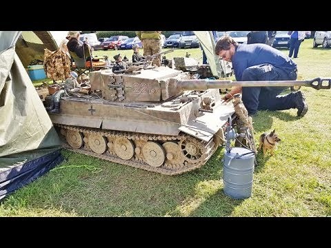 GIANT 1/6 SCALE RC TANKS - SOUTHERN HEADCORN MODEL SHOW - 2017