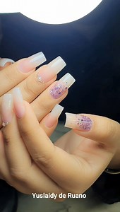 Diseño sutil y elegante. Arte en uñas. | Yuslaidy de Ruano