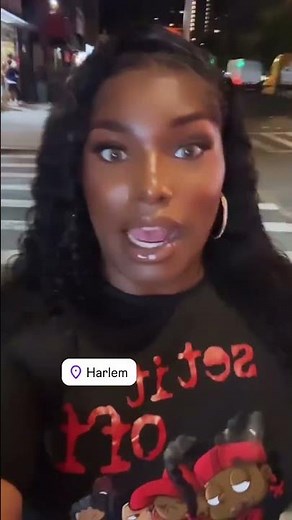 Sexy ebony trans woman