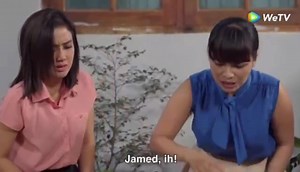 Si Jamet emang gak pernah pantang menyerah sampe sekarang masih ngejar Andini 😹 Sekarang dia mau pura-pura sakit dan pingsan biar dikasih perhatian lebih sama Andini, tapi apa mempan ? 😂 Ada-ada wae kamu teh Jamet 😆 🎬: WeTV Sinetron 9 Bulan 👉: Setiap hari Selasa - Kamis pukul 18:00 WIB (VIP 2EP lebih awal) Klik: http://bit.ly/9bulandiwetv #WeTVIndonesia #NontonDiWeTV #WeTVID #9Bulan #WeTVSinetron | WeTV Indonesia