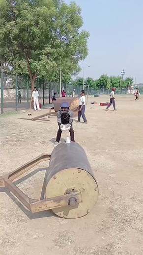 Wicket keeper Reaction against sharp edges #cricscience #MSD7 #cricketer #cricket | Cric Science
