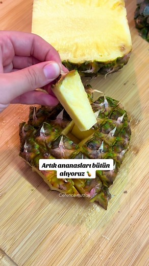 Ananas Nasıl Doğranır? Pratik Yöntemler ile Taze Tüketin